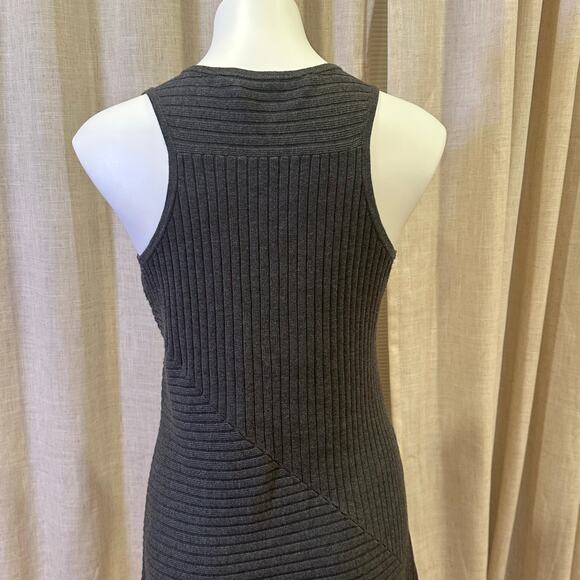 Athleta Grey Knit Sleeveless Sweater Dress sz M Ananada Dress - Picture 10 of 12